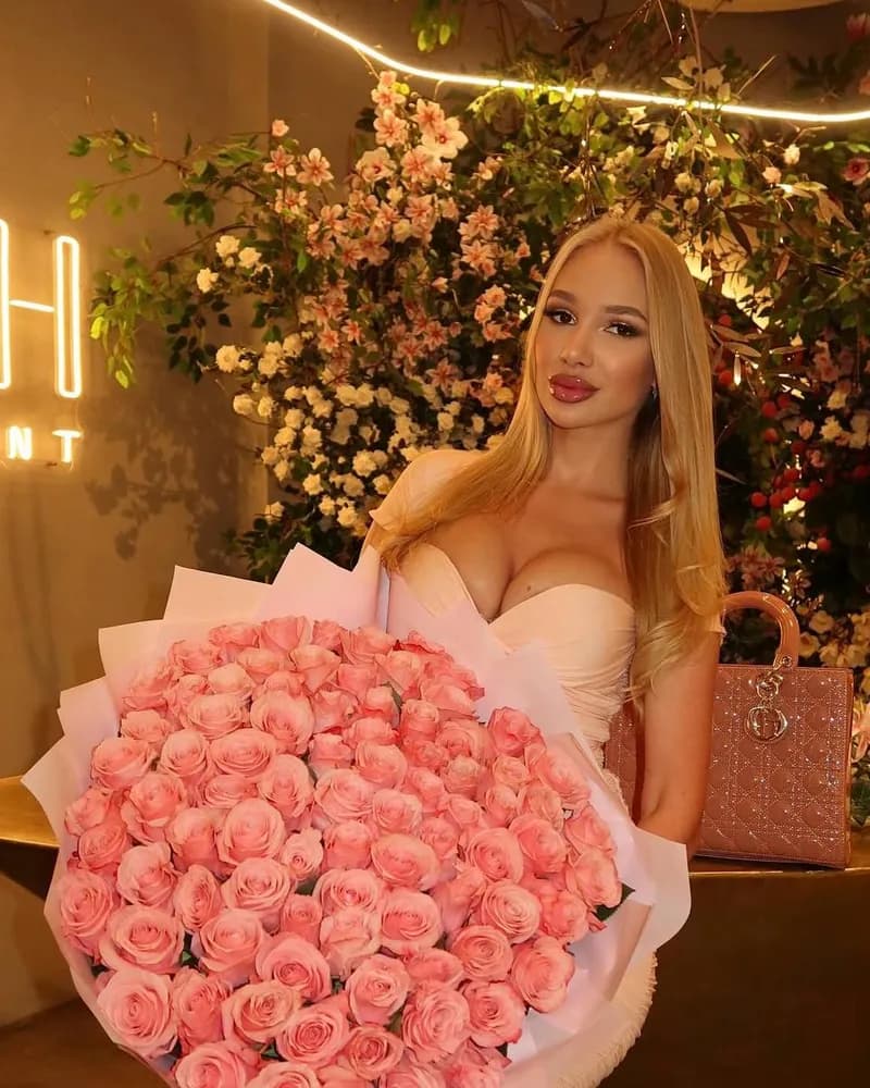 Nil | Besiktas VIP Escort | ISTANBUL ESCORT HİZMETİ
